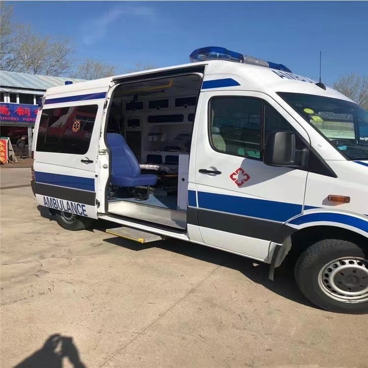蒋湖农场私人长途救护车出租转院回家